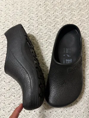 Birkenstock Womens 6 Men’s 4 Black Slip-On EVA Clogs thumbnail 2