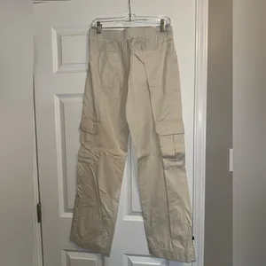 Abercrombie & Fitch Women’s Cargo Pants thumbnail 6