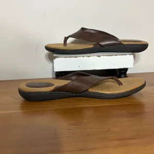 b.o.c. Born Concept Brown Floral Embossed Flip Flop Sandals Womens 9M Z10706 thumbnail 5