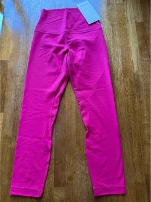 Lululemon Align High Rise 23” Passionate PSNT Size 4 NWT thumbnail 3