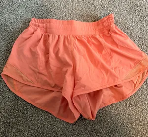 Lululemon shorts thumbnail 1