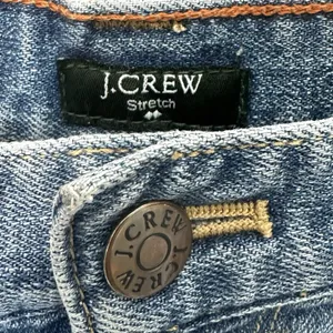 J. Crew Denim Stretch Shorts Womens 6 Distressed Raw Hem Preppy Stretch Grunge thumbnail 2