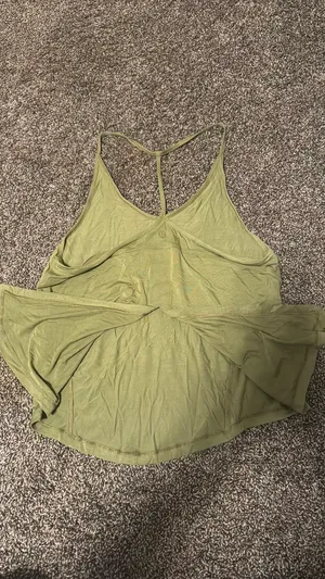 Lululemon Tank thumbnail 5