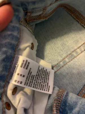 American Eagle Asymmetrical jeans thumbnail 6