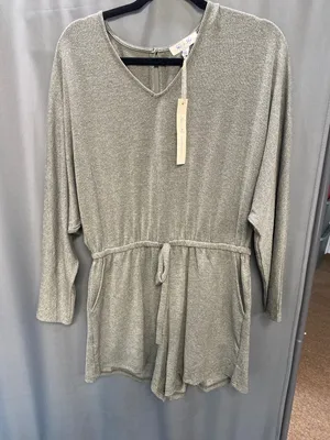 She + Sky Woman's Romper with pockets size medium NWT b58 thumbnail 1