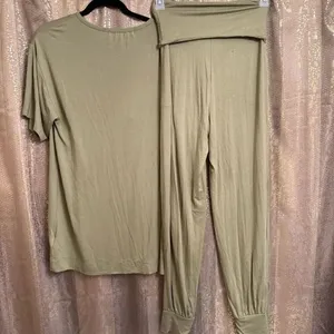 Free People Beach Olive Green Stretchy Long Slit Rayon Top Pants Set XS/S thumbnail 2