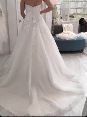 Classic Ivory Strapless Lace & Tulle Wedding Dress thumbnail 5