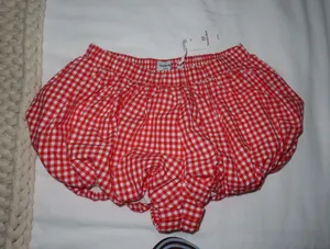 Aritzia bubble shorts thumbnail 1