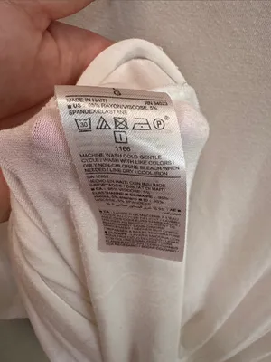 Old Navy White V-Neck Luxe Short Sleeve Tee Size Large thumbnail 5