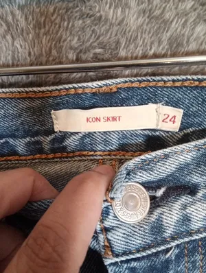 Levis Premium Icon Mini Denium Skirt Light Wash Festival Streetwear Womens 24 thumbnail 2