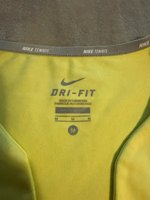 Nike Dri-Fit Shirt thumbnail 3