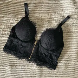 La Senza black delicate lace push up corset top bra with zipper / Size S thumbnail 1