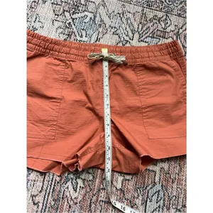 Vuori Vintage Ripstop Shorts Cinnamon Casual Athleisure Rust Red Size Medium thumbnail 7