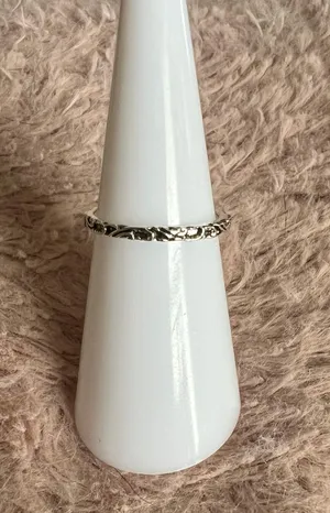 Gorgeous Stainless Steel Silver Intricate Band Size 6 thumbnail 2