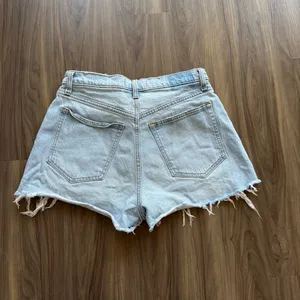 Abercrombie Curve Love Mom Shorts thumbnail 3