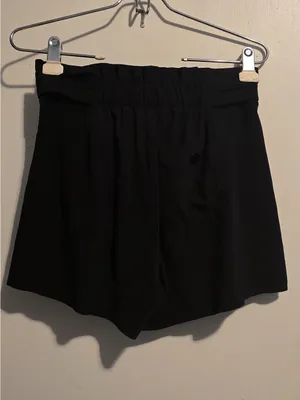 Athleta Black High-Waist Paperbag Tie Shorts thumbnail 8