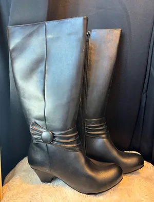 Valley Lane Black Ruched Button Knee High Boots Wide Width 7WW Witchy thumbnail 1