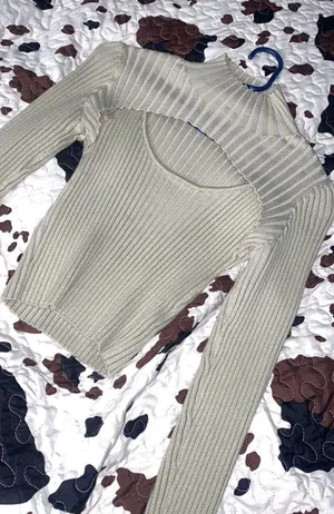 Cut Out Crop Top Size M thumbnail 1