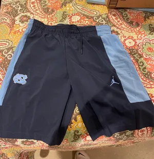 UNC air jordan shorts  thumbnail 1