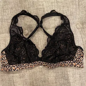Victoria's Secret PINK Bralette thumbnail 2