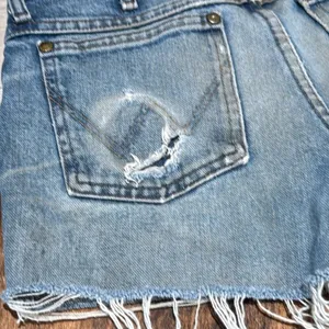 Vintage style wrangler‎ cut off denim shorts light wash thumbnail 9
