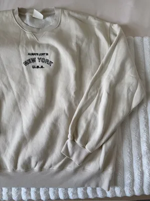 Pull&Bear Cream Crewneck Sweatshirt with 'New York' Embroidery thumbnail 3