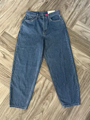 Arizona Jean Co Juniors Balloon Jean Highest Rise Loose Through Hip Thigh Zs 9 thumbnail 1