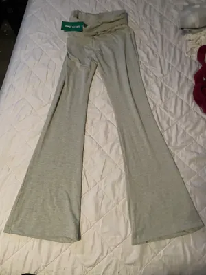 Size Medium Yoga Pants Gray thumbnail 1