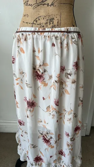 Boutique Floral Hi-Lo Skirt thumbnail 4