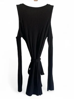 JustFab Black Ribbed Cold-Shoulder V-Neck Tie-Front Top thumbnail 3
