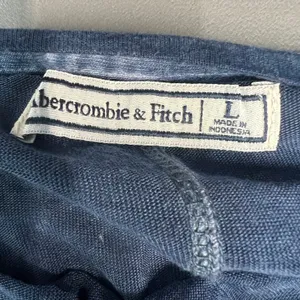 Abercrombie & Fitch Burnout Blue T-Shirt Womens Large Beachy Coastal Minimalist thumbnail 2