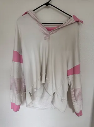 J Robert’s Sweater White Size M thumbnail 1