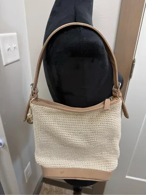 The Sak Cream Tan Crochet Shoulder Bag Top Zip Bucket Style Neutral Purse thumbnail 4