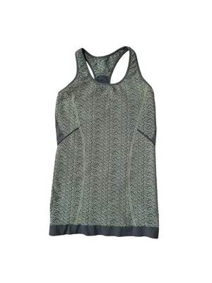 Title Nine Sz S Blue Geo Fitted Atheltic Shelf Bra Racerback Stretch Tank Top thumbnail 2