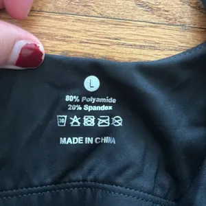 Black sports bra Size L thumbnail 2