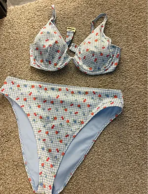 Hollister Gingham Bikini Set thumbnail 1