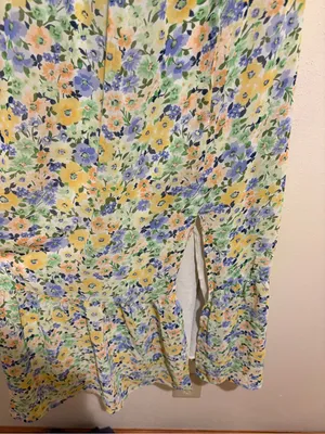 Revolve ASTR the Label Irma Floral Puff Sleeve Midi Dress Cutout Size XS thumbnail 9