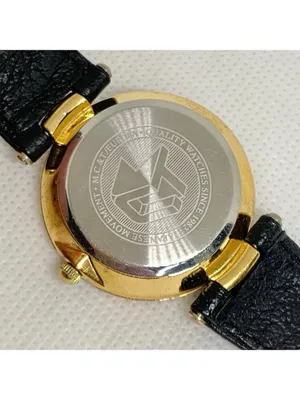 Vintage Fred Meyer women’s gold tone wristwatch black dial 32mm Quartz running thumbnail 4