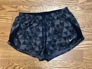 Nike running shorts Black/gray geometric Size Medium thumbnail 1