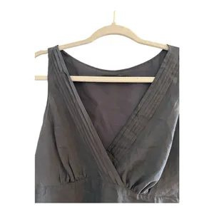 The Limited 100% Silk Gray Babydoll V Neck Tank Top Blouse Size Small thumbnail 2