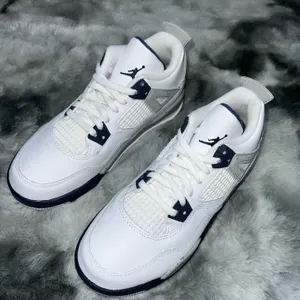 Jordan 4 Retro thumbnail 5