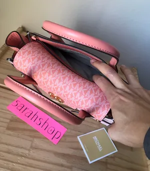 Michael Kors Purse thumbnail 10