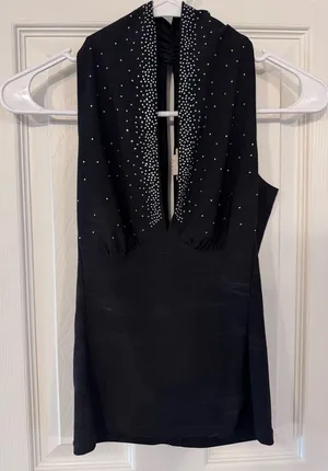 Black Backless Embellished Tank Top thumbnail 1