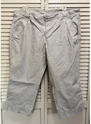 Old‎ Navy Khaki Tan Capri Pants Size 14 Mid Rise Pockets Zip Cotton thumbnail 1