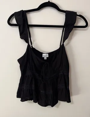 L.A. HEARTS Black Flowy Siren Tier lace Women’s Blouse Tank Top Sz S EUC thumbnail 1