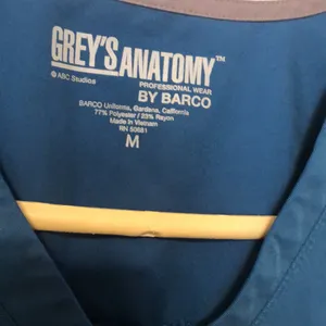 Grey’s Anatomy Professional Wear By Barco Ocean Blue Women’s Medium Scrub Top thumbnail 2