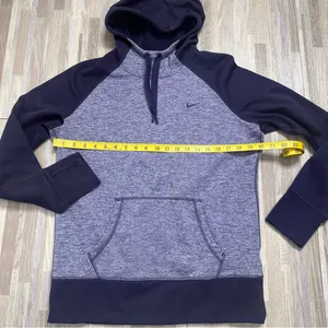 Nike Women's Deep Purple Therma-Fit Hoodie with Front Pouch Size Large thumbnail 6