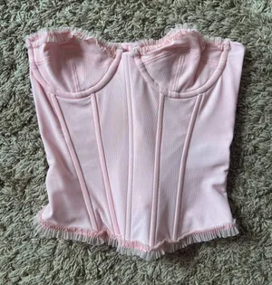 Edikted Top Corset thumbnail 1