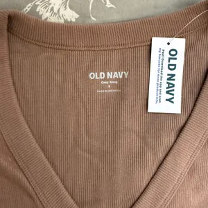 Old Navy Women's V-Neck ribbed Long Sleeve Top - Rust Brown thumbnail 3