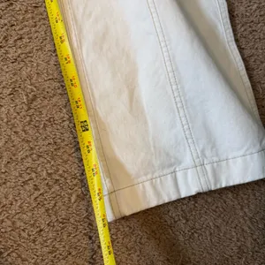 Abercrombie & Fitch White Cargo Style Pants thumbnail 5
